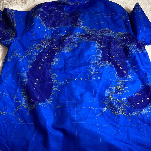 Michigan-Great Lakes Map Button Down Shirt-New-M - Picture 6 of 6